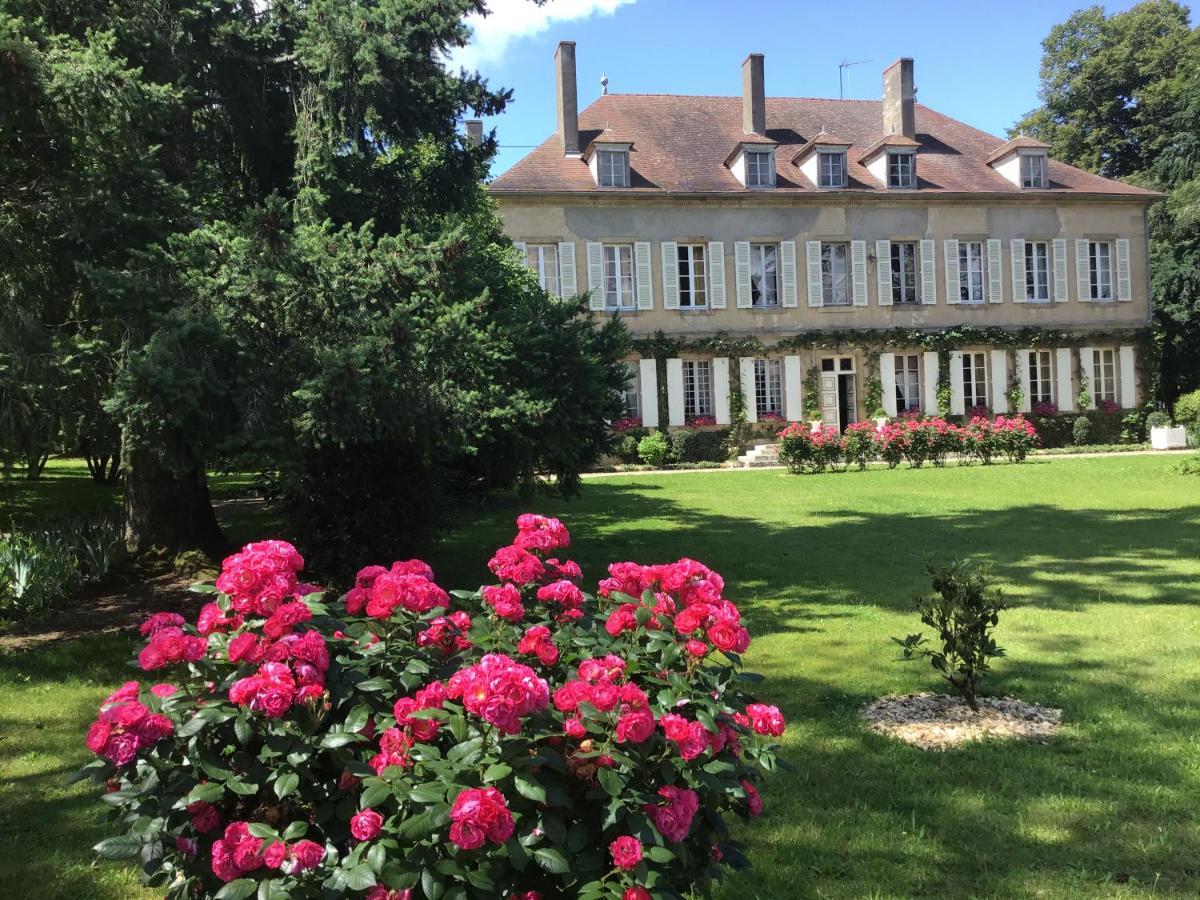 Chateau De Longeville Deux-Chaises Luaran gambar